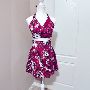 Vintage two piece floral set. Fuschia/Magenta color.